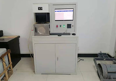 太原科技大學立式摩擦磨損試驗機.jpg.jpg